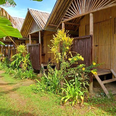 فندق Banana Grove إل نيدو المظهر الخارجي الصورة