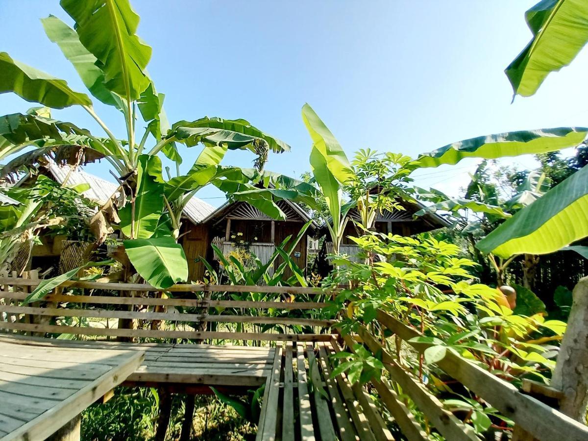 فندق Banana Grove إل نيدو المظهر الخارجي الصورة